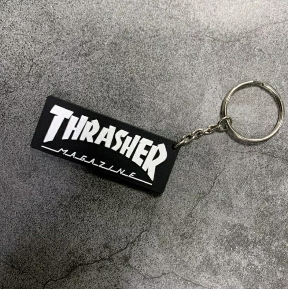 THRASHER KEYCHAIN